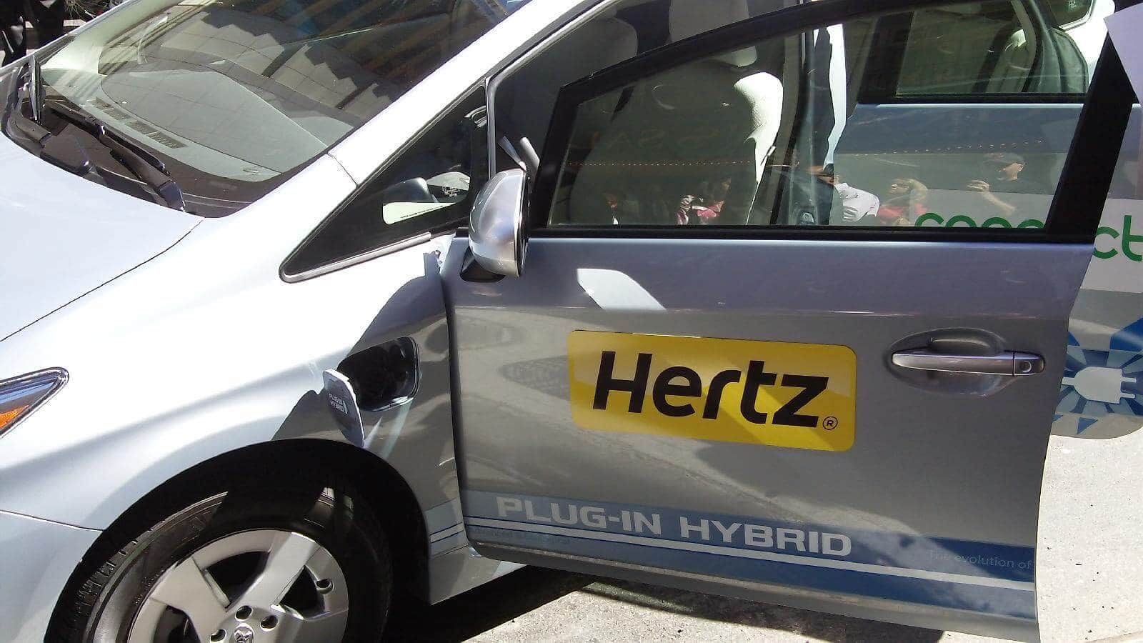 Hybrid car rental in Ukraine and abroad -1
